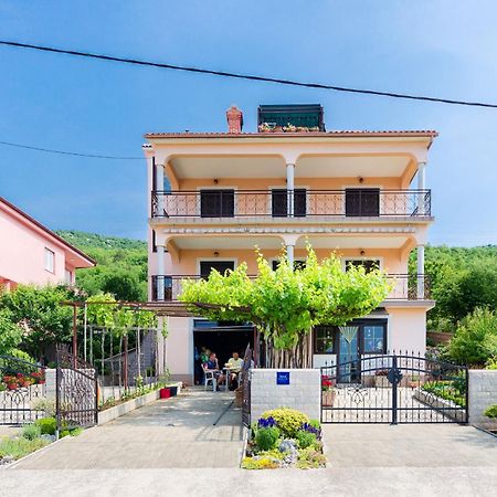 Apartment Katarina Crikvenica Exterior photo