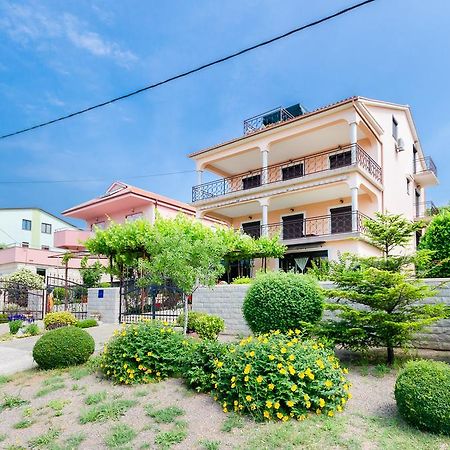 Apartment Katarina Crikvenica Exterior photo