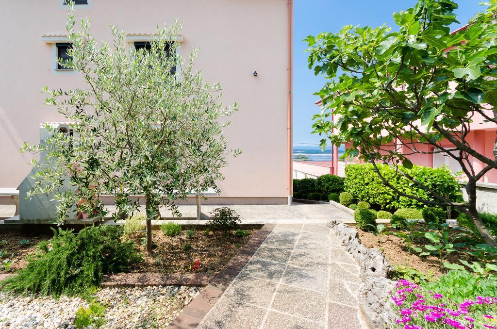 Apartment Katarina Crikvenica Exterior photo