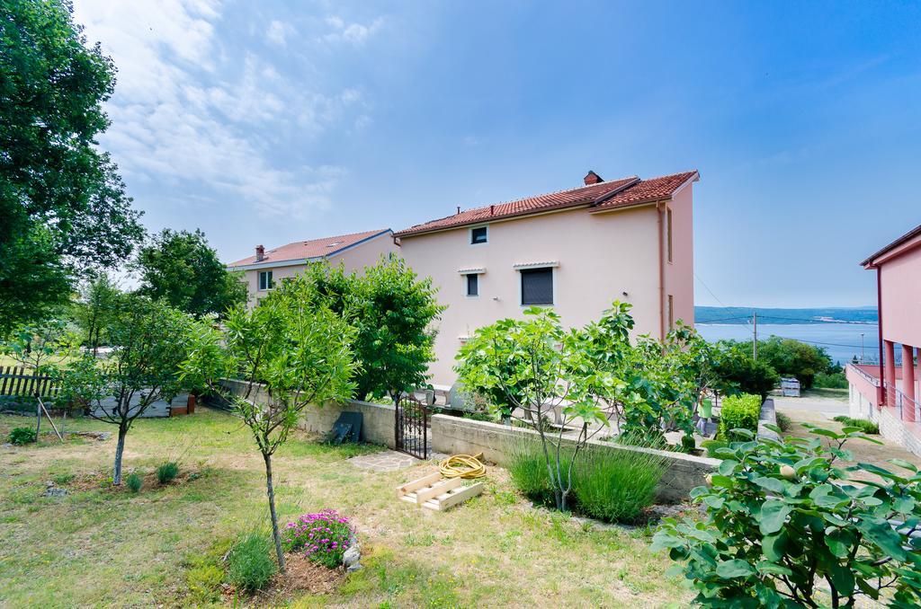Apartment Katarina Crikvenica Exterior photo