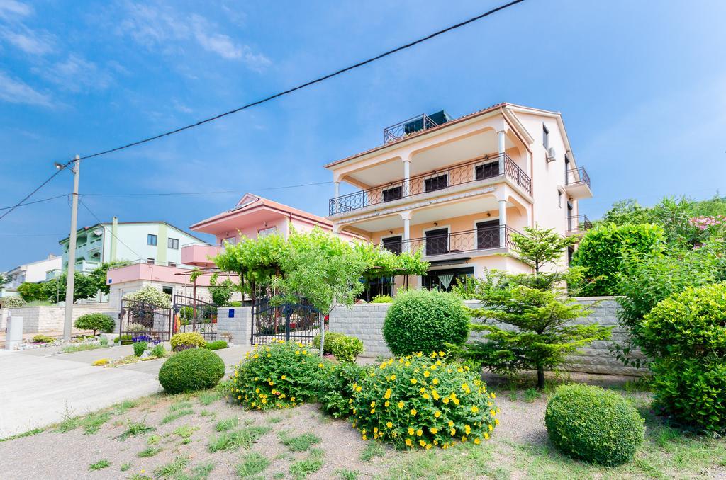 Apartment Katarina Crikvenica Exterior photo